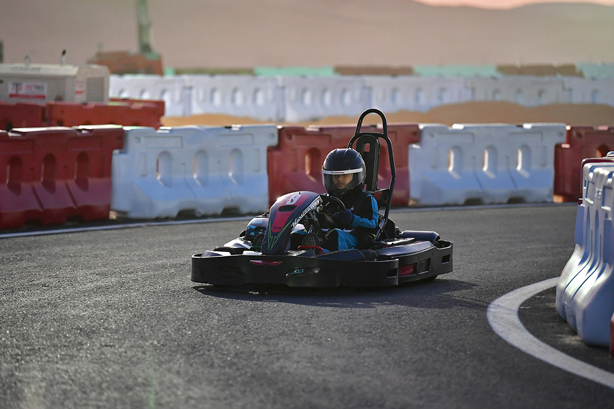 GO-KARTING-01